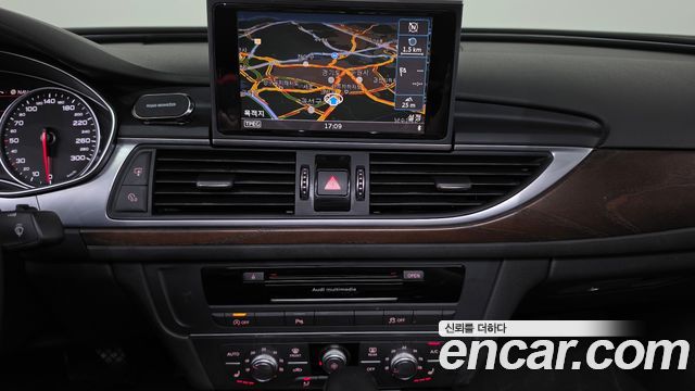 Audi A6 2016 — photo 12