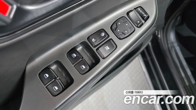 Hyundai Kona 2022 — photo 17