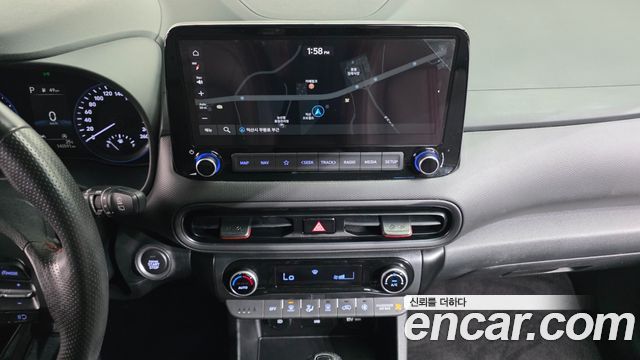 Hyundai Kona 2022 — photo 20