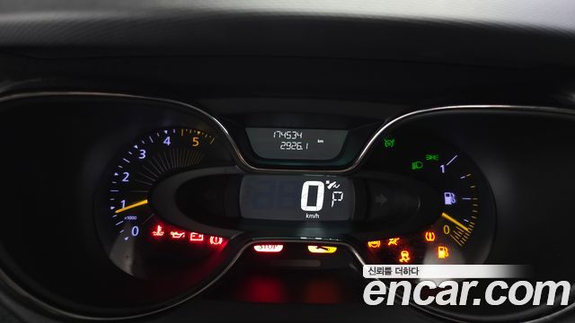 Renault Korea QM3 2015 — photo 11