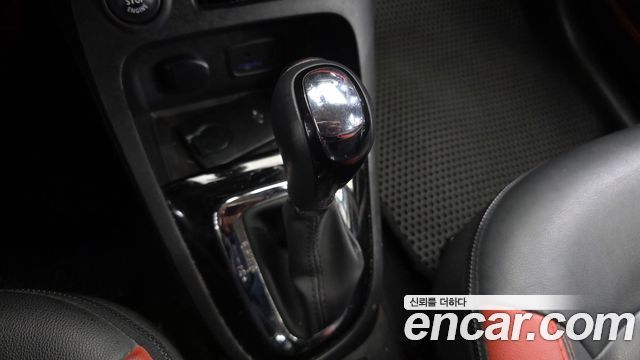 Renault Korea QM3 2015 — photo 12