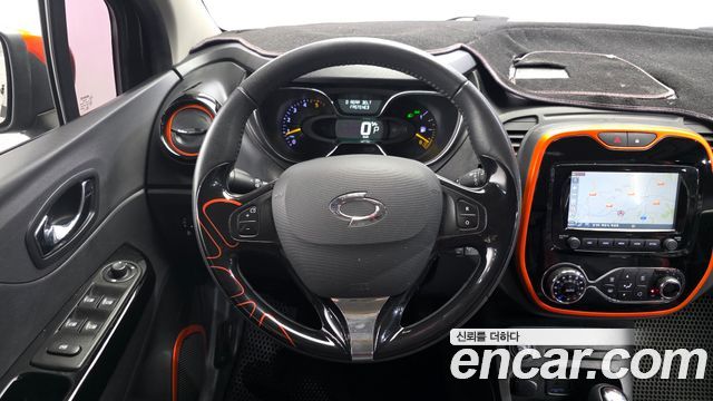 Renault Korea QM3 2015 — photo 19
