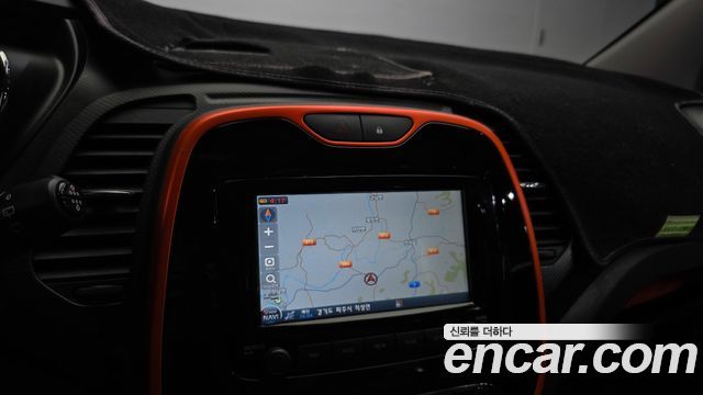 Renault Korea QM3 2015 — photo 20