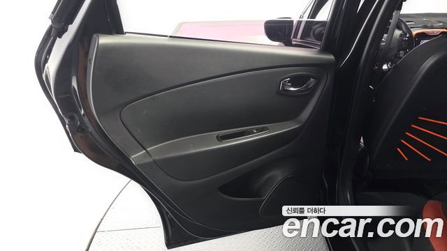Renault Korea QM3 2015 — photo 15