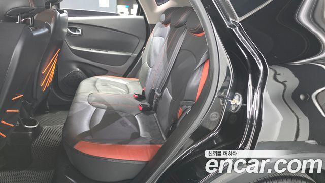 Renault Korea QM3 2015 — photo 16