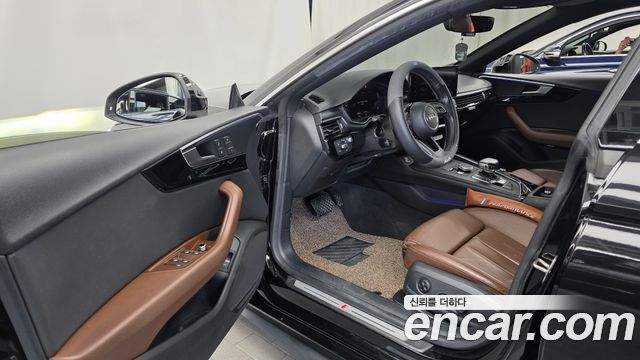 Audi A5 2019 — photo 13