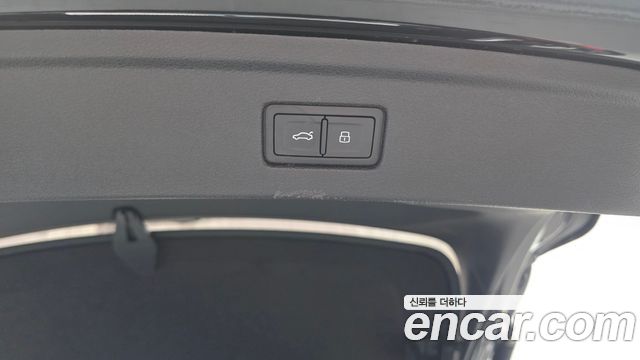 Audi A5 2019 — photo 33