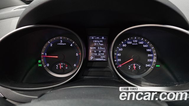 Hyundai Santafe 2015 — photo 11