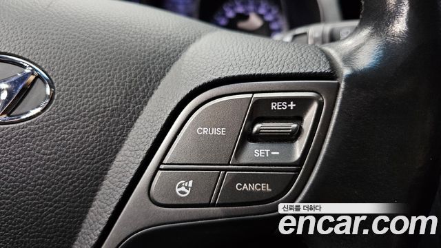 Hyundai Santafe 2015 — photo 25