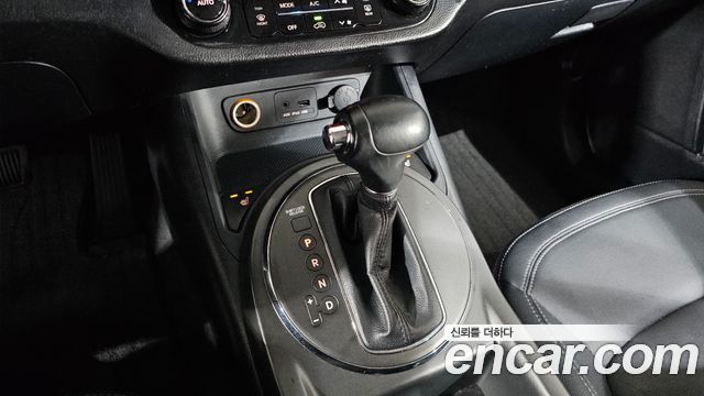 Kia Sportage 2011 — photo 9