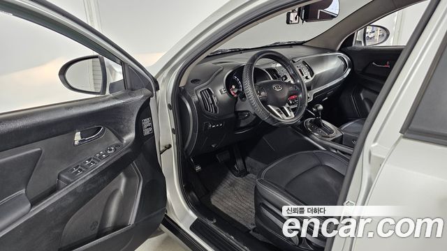Kia Sportage 2011 — photo 10