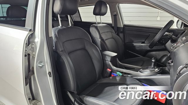 Kia Sportage 2011 — photo 11