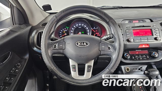 Kia Sportage 2011 — photo 13