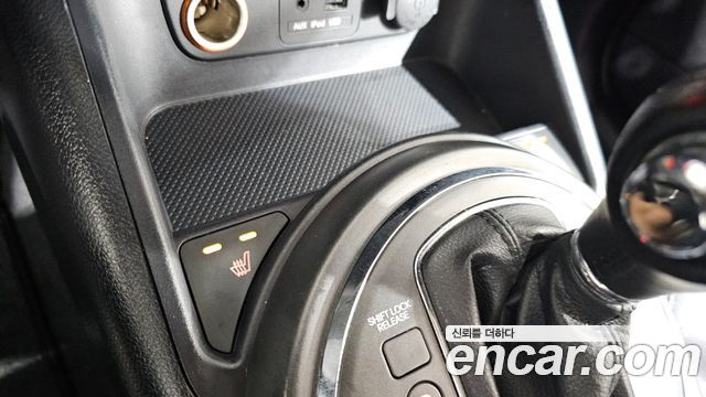 Kia Sportage 2011 — photo 18
