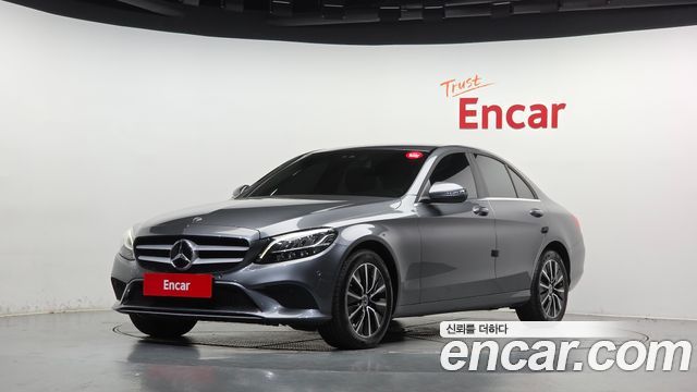 Mercedes-Benz C-Class 2019 — photo 1