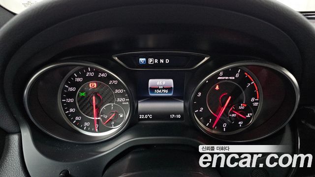Mercedes-Benz GLA-Class 2019 — photo 11