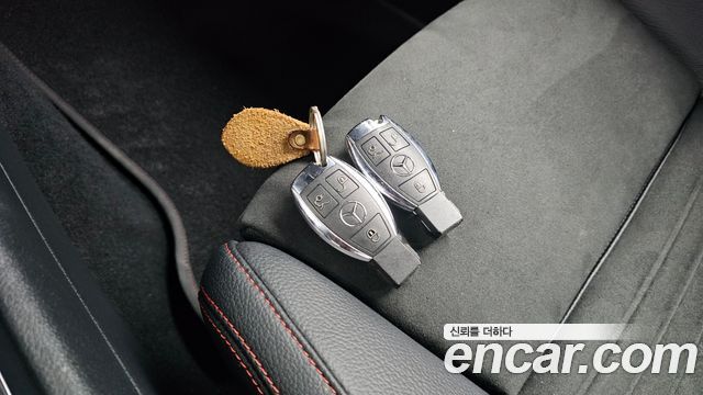 Mercedes-Benz GLA-Class 2019 — photo 20