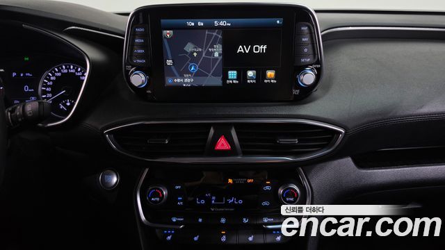 Hyundai Santafe 2020 — photo 18