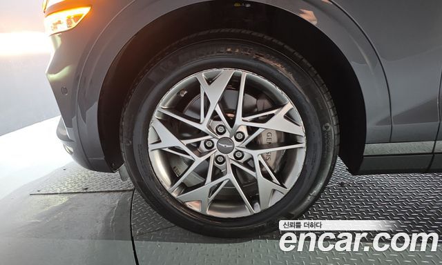 Genesis GV70 2023 — photo 5