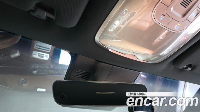 Genesis GV70 2023 — photo 25