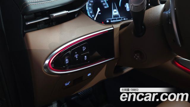 Genesis GV70 2023 — photo 28