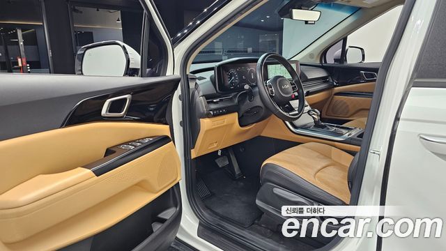 Kia Canival 2023 — photo 13