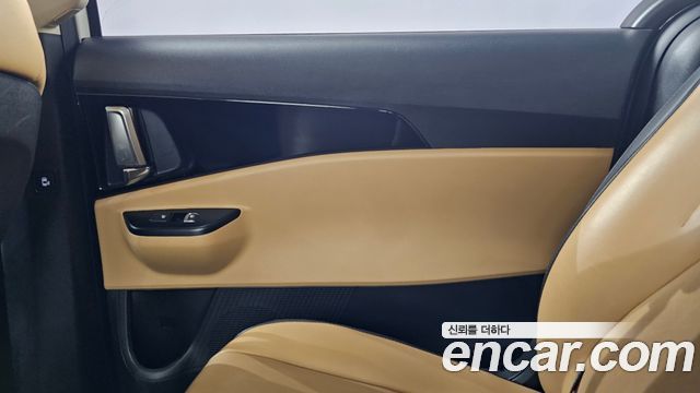 Kia Canival 2023 — photo 15