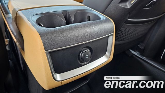 Kia Canival 2023 — photo 30