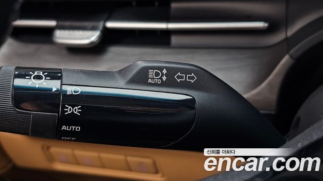 Kia Canival 2023 — photo 31