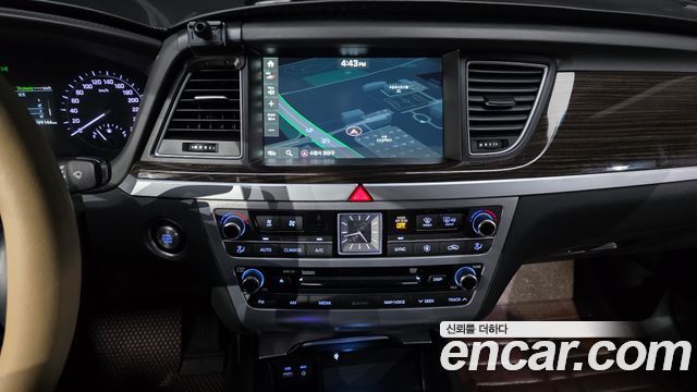 Genesis G80 2018 — photo 13