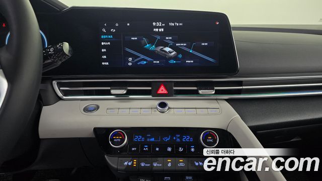 Hyundai AVANTE 2022 — photo 21