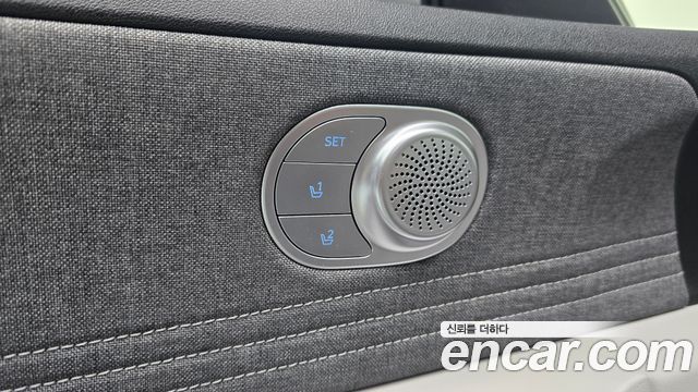Hyundai AVANTE 2022 — photo 28