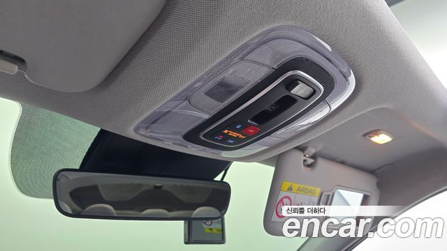 Hyundai AVANTE 2022 — photo 33