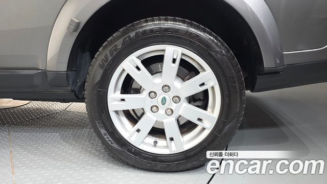 Land Rover Discovery 2011 — photo 5