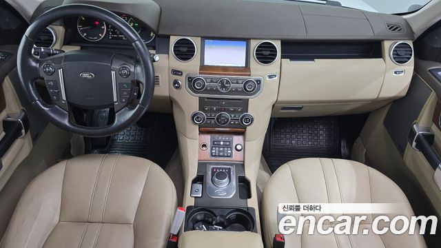 Land Rover Discovery 2016 — photo 7