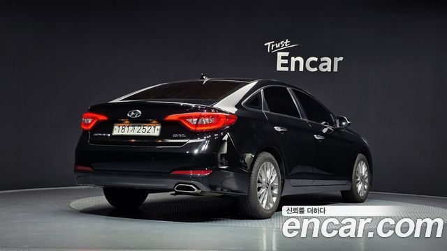 Hyundai Sonata 2017 — photo 2