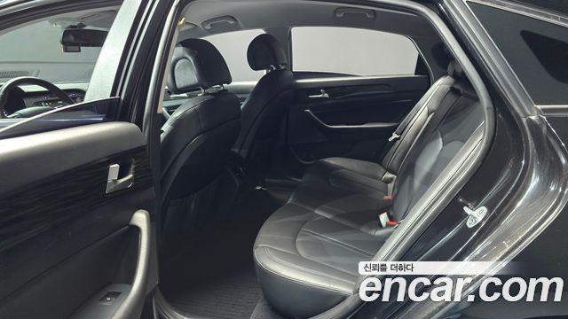 Hyundai Sonata 2017 — photo 18