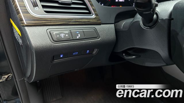 Hyundai Sonata 2017 — photo 25