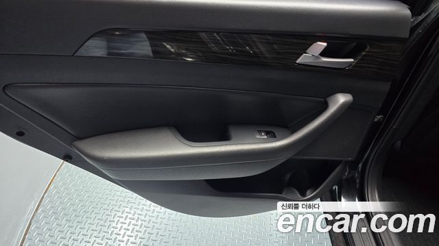 Hyundai Sonata 2017 — photo 15