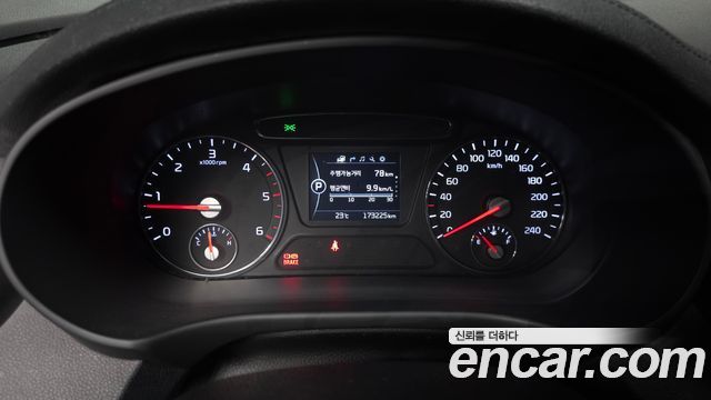 Kia Sorento 2016 — photo 11