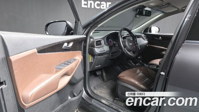 Kia Sorento 2016 — photo 13