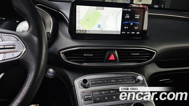 Hyundai Santafe 2021 — photo 16