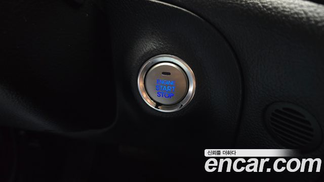 Hyundai Genesis 2013 — photo 27