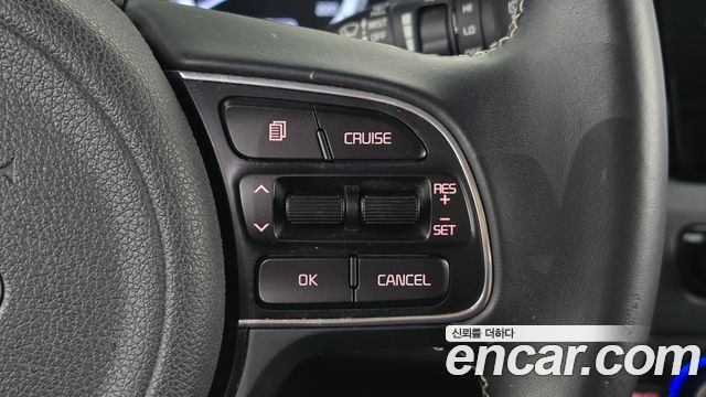 Kia Niro 2017 — photo 22