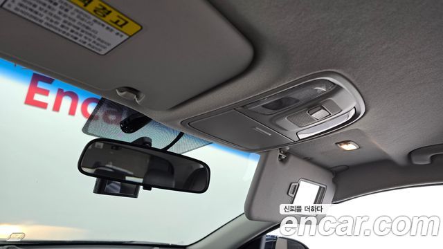 Kia Niro 2017 — photo 28