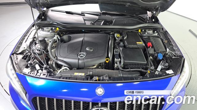 Mercedes-Benz GLA-Class 2016 — photo 6