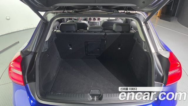 Mercedes-Benz GLA-Class 2016 — photo 20