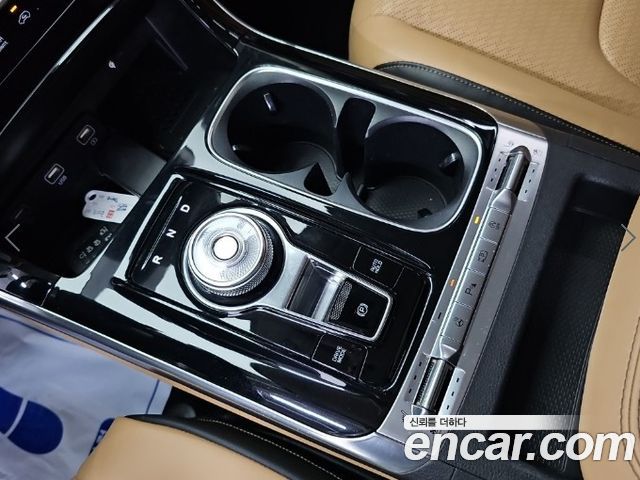 Kia Canival 2022 — photo 8
