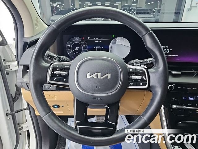Kia Canival 2022 — photo 9
