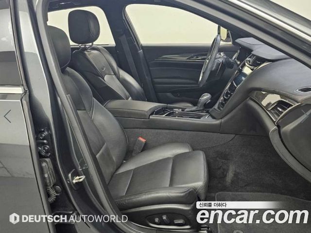 Cadillac CTS 2015 — photo 10